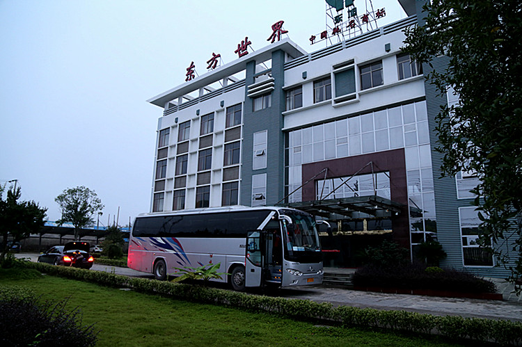 The company organizes the production line outstanding staff to travel to Hulunbeier grassland