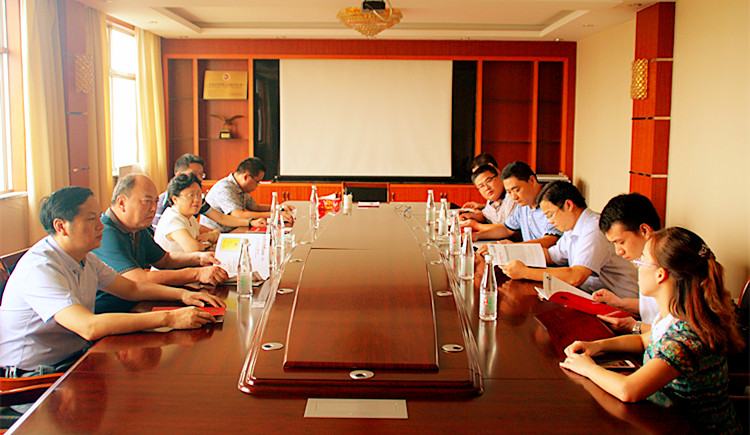 Vice Mayor Hu Linjuan and his party visited our company for investigation and guidance